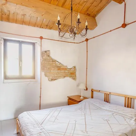 Σπίτι διακοπών With Breathtaking Views In The Medieval Village *