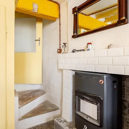 With Breathtaking Views In The Medieval Village *